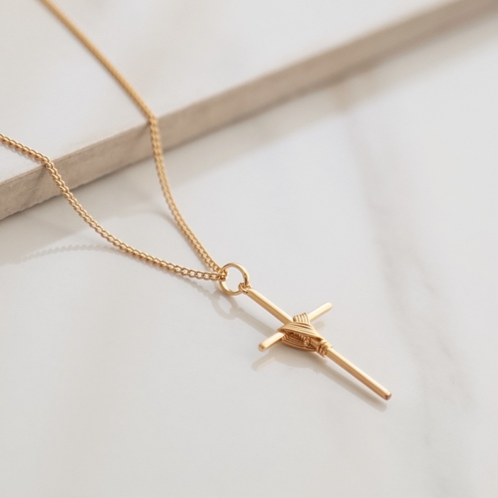 Cross Necklace | 18k Gold Filled - Picture 6 of 8